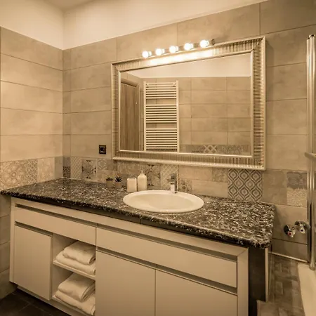 Estia On White Tower Midas Project Appartement *